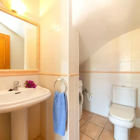 Tatil Evi Sandra By Interhome Calp